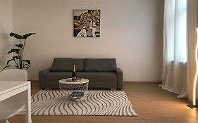 New • City-Park Apartment In The Vienna Center.